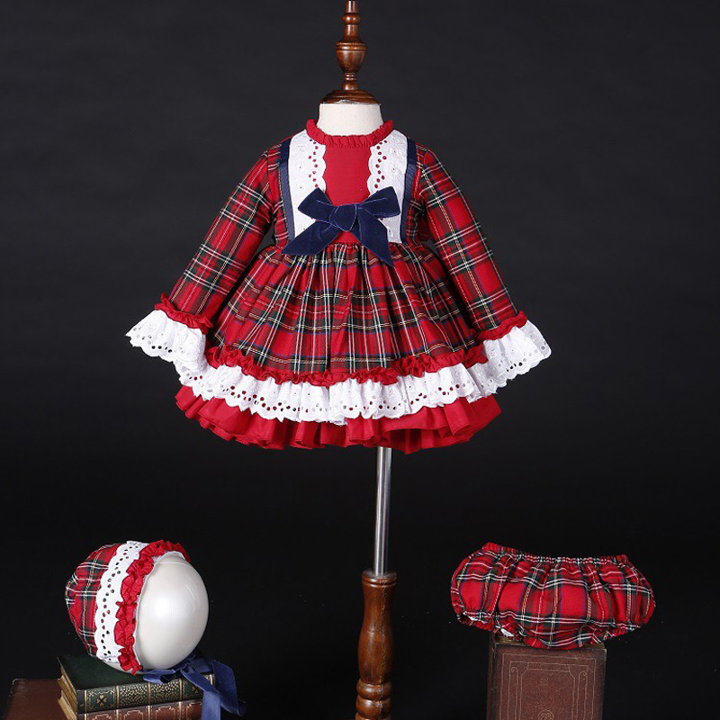 Gaun Putri Bola Pompom Spanyol - Christmas Throw Blanket ulasan dan harga